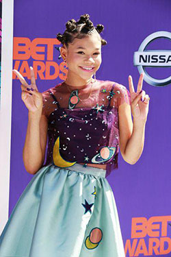 Fotos de Storm Reid Fotos: Premios BET 2018 - Llegadas: vestidos de alfombra roja,  Premio de apuesta,  El poder de Stenberg,  Storm Reid Moda en la alfombra roja,  Tormenta Reid  