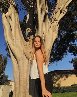elise shannon adam viste ideas, hermosos cabellos rubios, estilo de pelo largo de mujer: Pelo largo,  Pelo rubio,  modelo caliente,  modelo de fitness,  Planta leñosa  