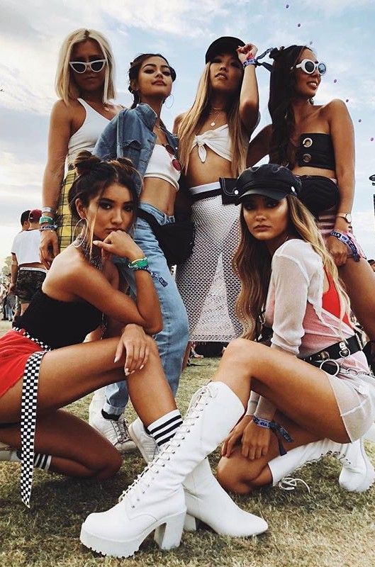 La vida es bella trajes, festival de música: Atuendos De Coachella,  Trajes de fiesta de verano,  Festival de la diligencia,  Trueno del país  